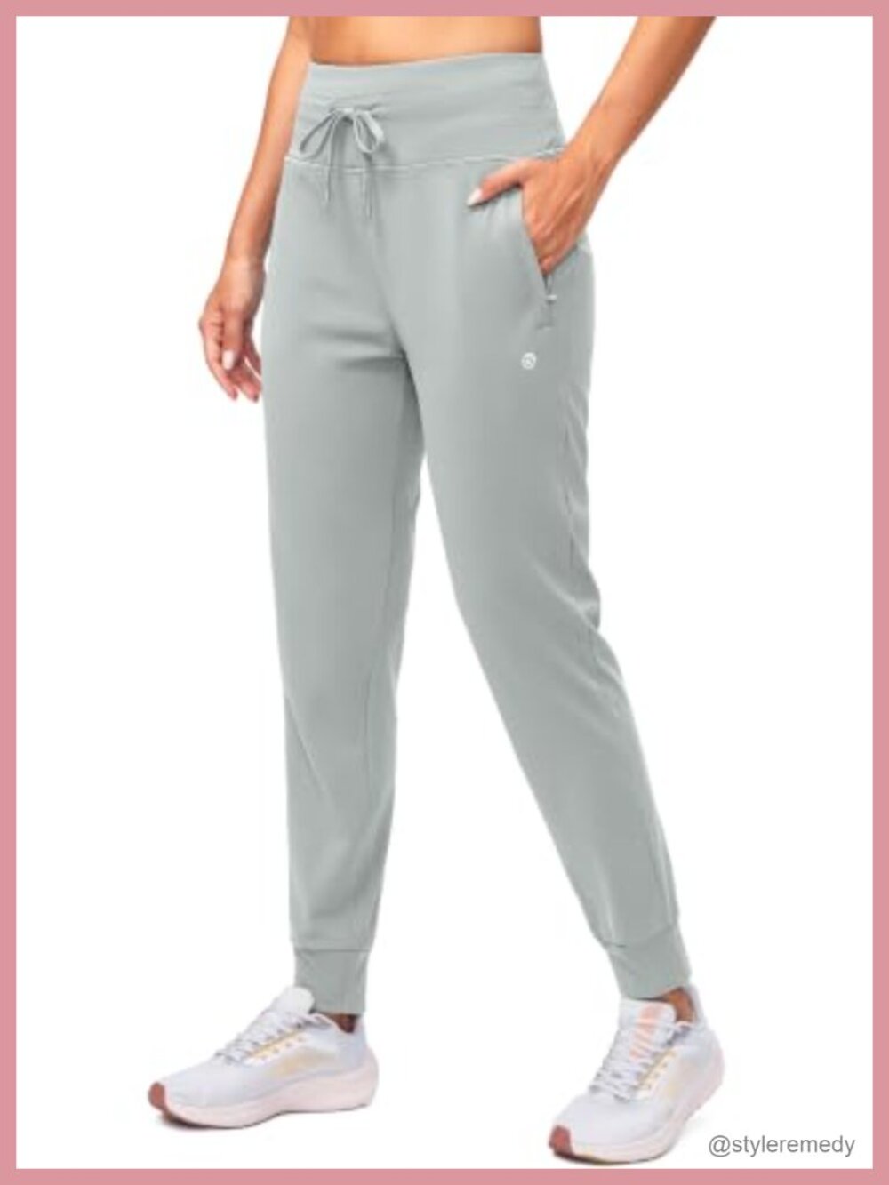 Fleece Lined Joggers Water Resistant Hiking Pants High Waist Zipper Pockets
